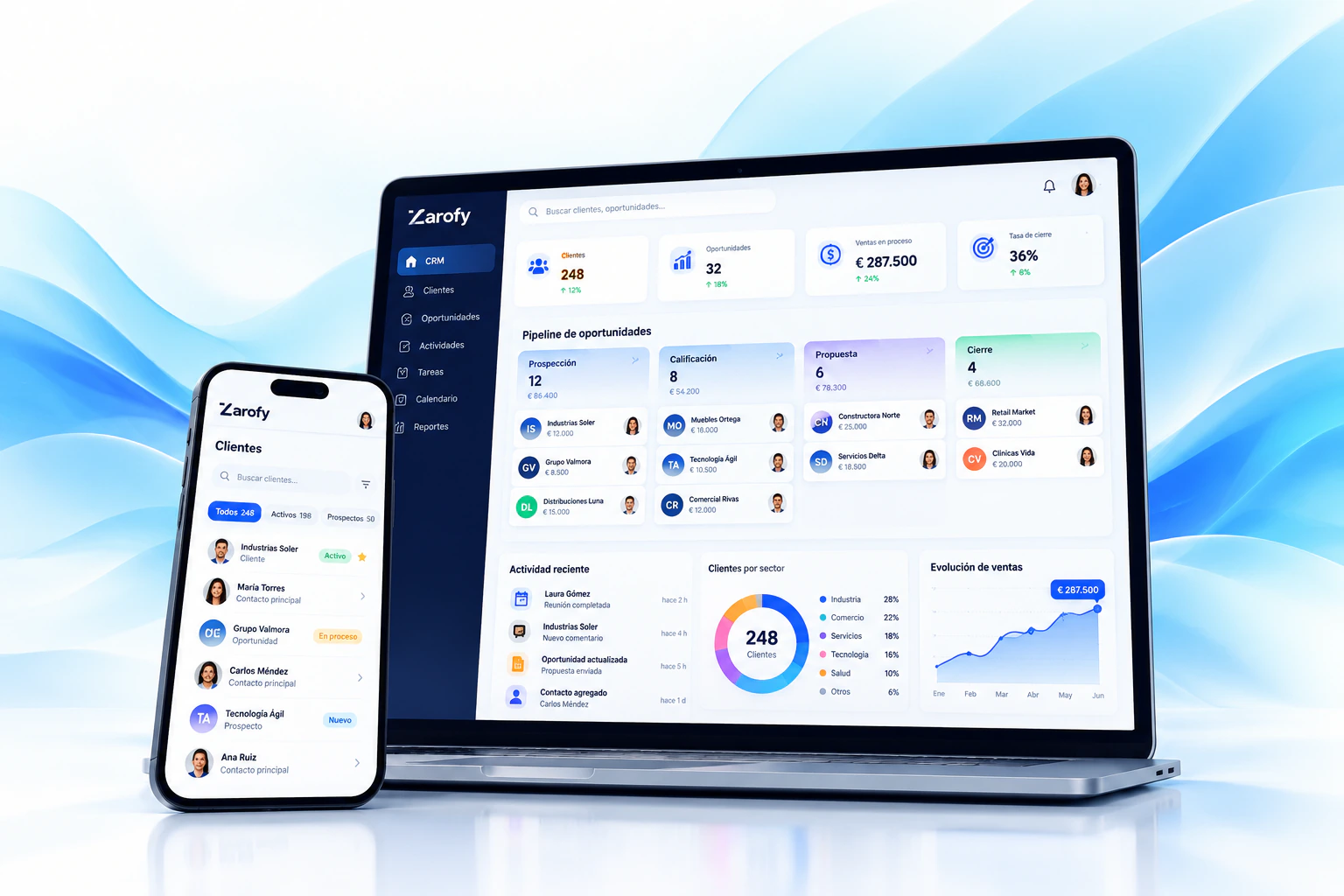 Ilustración de un portátil con un panel CRM y un móvil con una lista de clientes, sobre ondas azules.